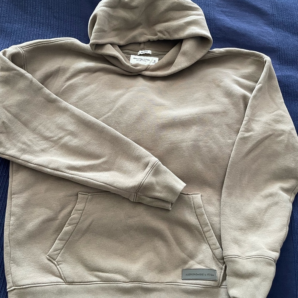 Abercrombie & Fitch Beige Sweatshirt
